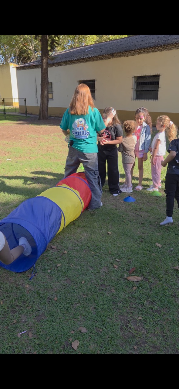 Circuito con túnel al aire libre